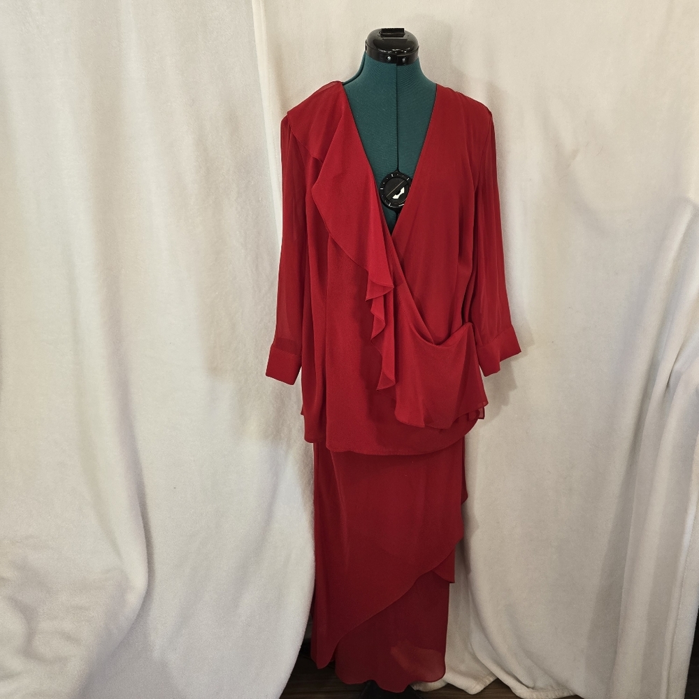 Avenue dress top and skirt